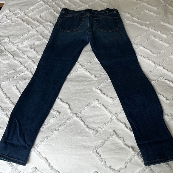 J Brand skinny jeans, size 26. Very soft and very stretchy fabric. - Picture 4 of 7